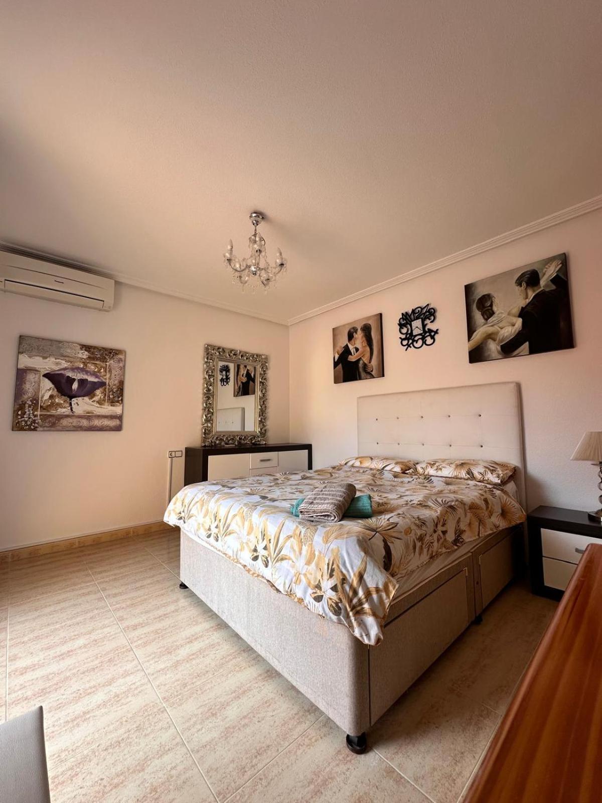 Nice 3 Bedroom Duplex Cabo Roig Орихуела Екстериор снимка
